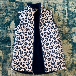 Leopard print, very soft vest